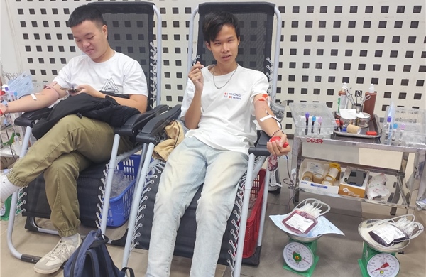 Nghị lực vươn lên thành 'Sinh viên 5 tốt' của chàng trai khiếm thị
