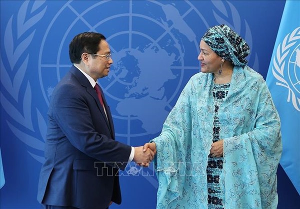 Thủ tướng Phạm Minh Chính gặp Phó Tổng Thư ký LHQ Amina J. Mohamed