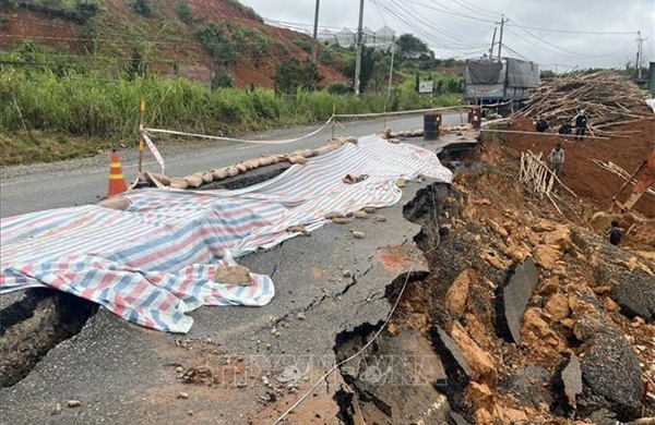 Công bố tình huống khẩn cấp trên tuyến cửa ngõ Đà Lạt đi Nha Trang