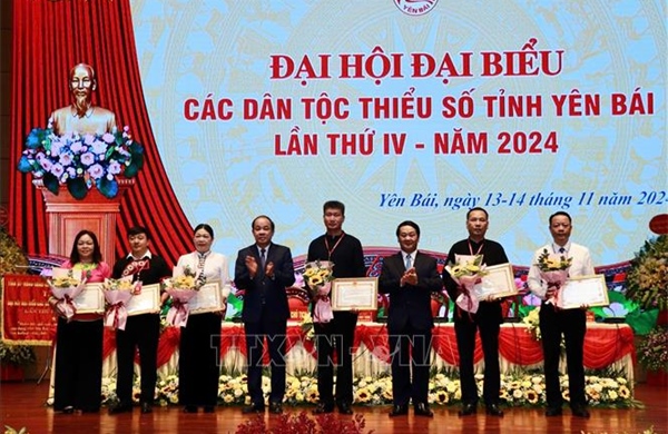 Chung sức phát triển Yên Bái theo hướng xanh, hài hòa, bản sắc