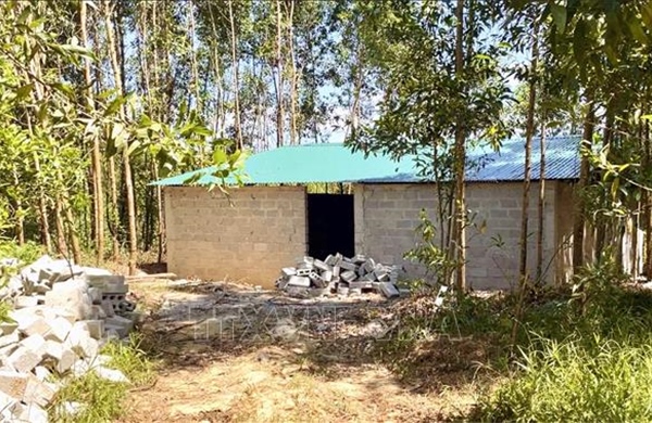 Nhiều công trình bất ngờ &#39;mọc lên&#39; trong vùng quy hoạch dự án đường sắt tốc độ cao