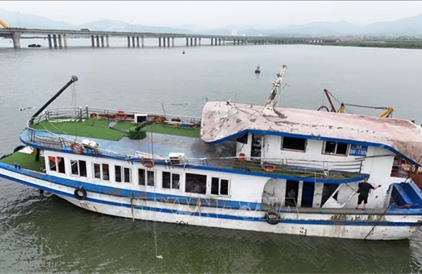 Thiết kế đúng, vận hành tàu tốt sẽ tạo tâm lý an toàn cho du khách khi đi tham quan vịnh Hạ Long