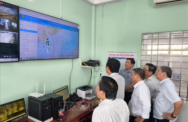 Trên 99% tàu cá Vĩnh Long lắp đặt thiết bị giám sát
