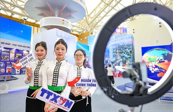 Triển lãm thành tựu đất nước: Hội tụ những ứng dụng hiện đại, sáng tạo mang lại nhiều cảm xúc