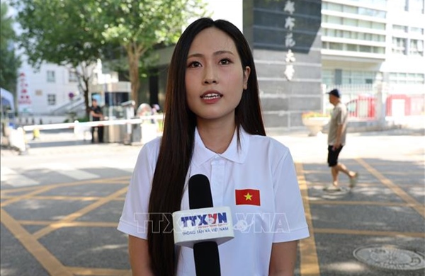 Du học sinh Việt Nam tại Trung Quốc tự hào về thành tựu của đất nước