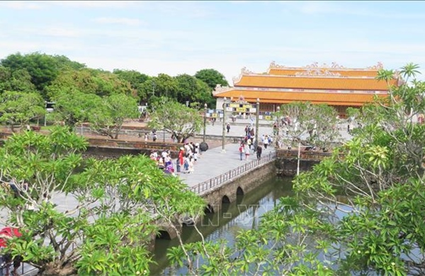 &#39;Mỏ vàng&#39; của du lịch miền Trung (Bài 1)