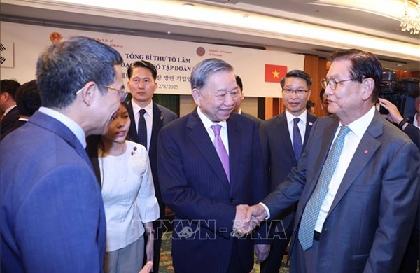 Tổng Bí thư Tô Lâm gặp gỡ lãnh đạo một số tập đoàn lớn của Hàn Quốc
