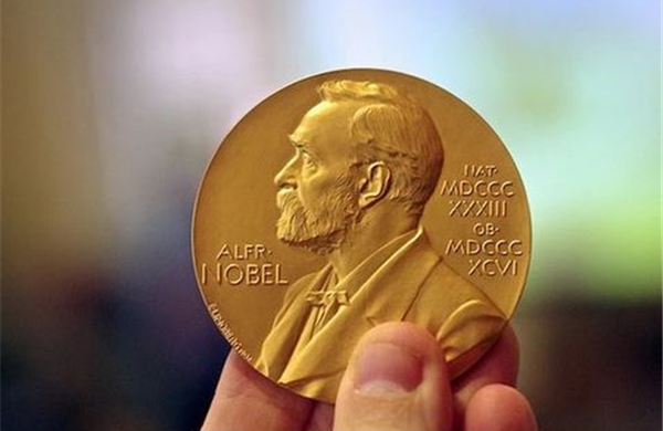 AI và bất bình đẳng giàu nghèo cạnh tranh giải Nobel Kinh tế 2025