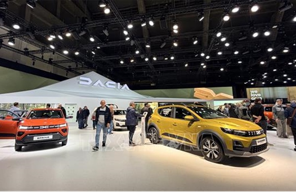 Xe hybrid 'lên ngôi' tại Triển lãm Ô tô Brussels 2026