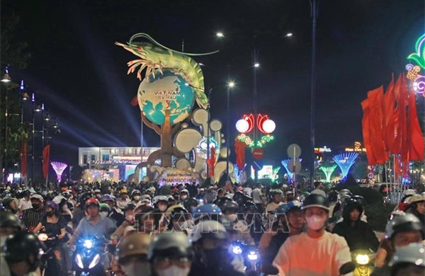 Rộn ràng khí thế của mùa Xuân mới nơi địa đầu cực Nam Tổ quốc