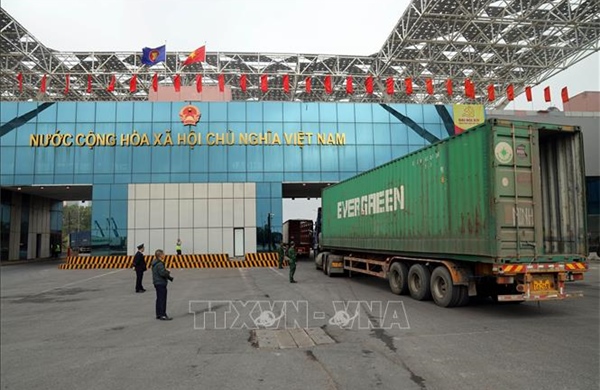 Tăng cường giám sát dịch bệnh tại cửa khẩu đường bộ