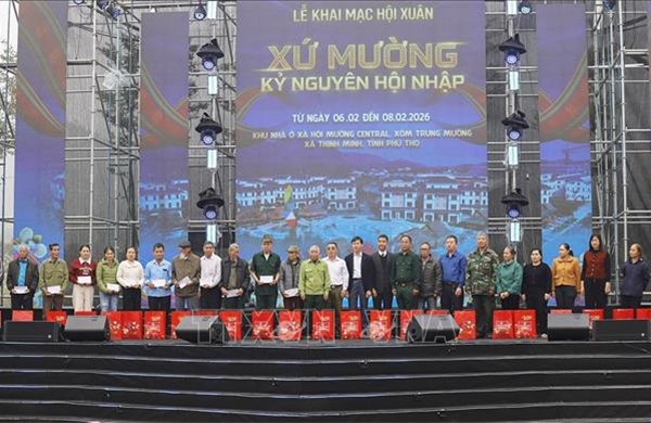 Bảo đảm các chủ trương lớn của Đảng đi vào cuộc sống