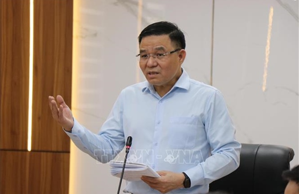 Đại biểu Quốc hội đề nghị sớm ban hành Nghị quyết giảm thuế xăng dầu