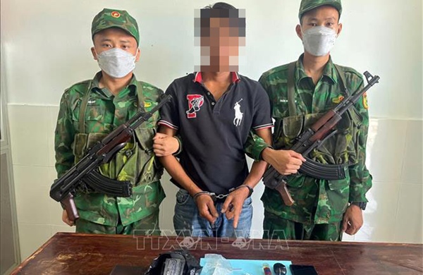 Bộ đội Biên phòng Cà Mau liên tiếp bắt giữ các vụ mua bán, tàng trữ ma túy