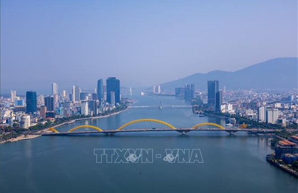 Những nhịp cầu thời gian bắc qua sông Hàn