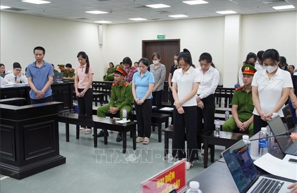 Che giấu doanh thu, hợp thức hóa dòng tiền trong vụ thực phẩm giả tại Công ty Herbitech