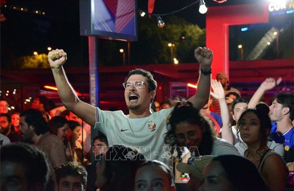 World Cup 2026: 'Biển cảm xúc' ôm trọn sông Sein
