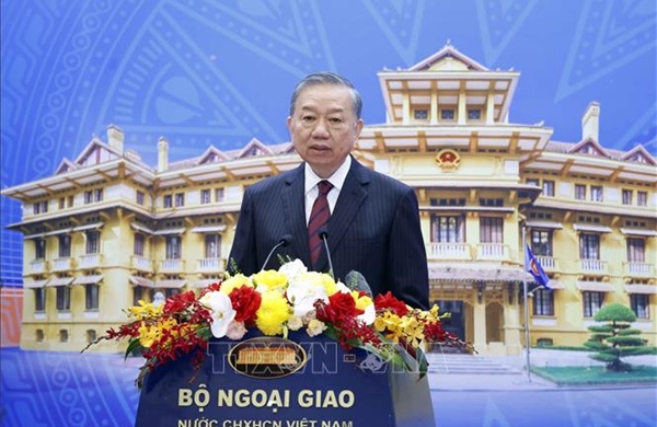 Tổng Bí thư, Chủ tịch nước Tô Lâm dự Phiên khai mạc toàn thể Hội nghị Ngoại giao lần thứ 33