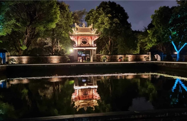 ‘Vườn Ánh sáng’ tái hiện nghề thủ công truyền thống trong dòng chảy sáng tạo