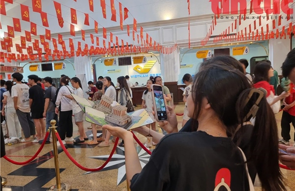 Trải nghiệm ‘Hành trình tự hào - Gửi cả niềm tin’ chào mừng 80 năm Quốc khánh