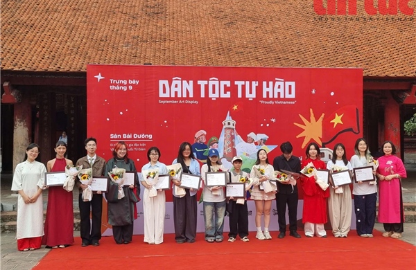 Góc nhìn của các hoạ sĩ trẻ qua triển lãm ‘Dân tộc tự hào’