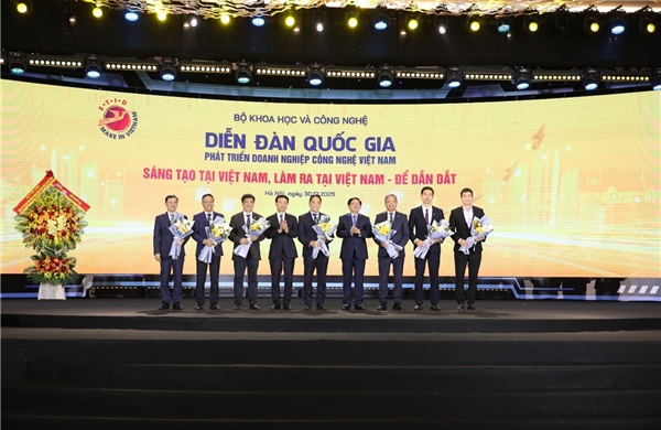 Doanh nghiệp công nghệ số làm chủ 'Make in Vietnam' đến năng lực dẫn dắt