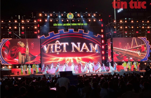 Chương trình 'Vang mãi bản trường ca lao động' lan tỏa khí thế thi đua trong Tháng Công nhân 2026