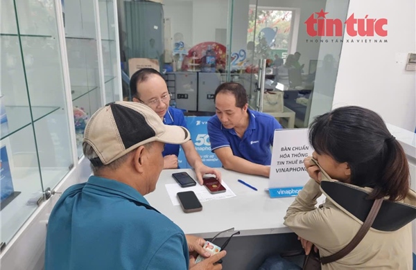 Tránh rủi ro khóa SIM, người dùng chủ động chuyển nhượng hợp đồng thuê bao chính chủ