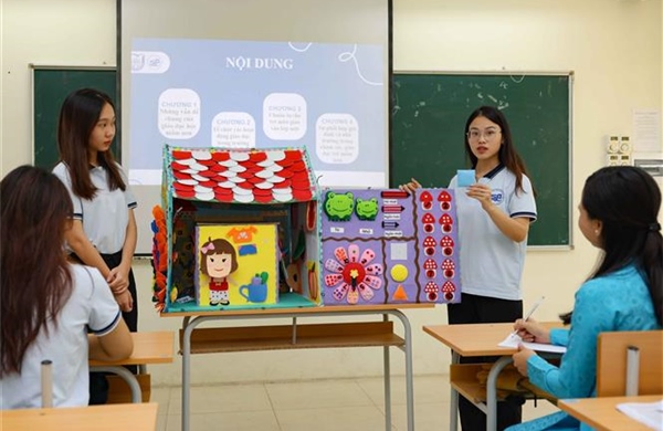 Bộ Chính trị ban hành Nghị quyết về đột phá phát triển giáo dục và đào tạo  