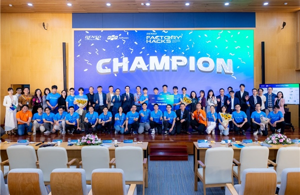 Sinh viên công nghệ chinh phục bài toán của doanh nghiệp lớn Nhật Bản