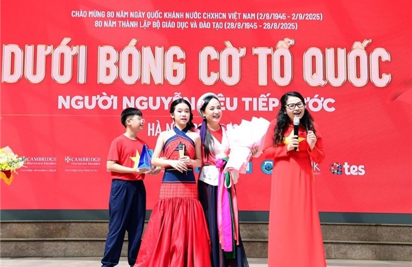 Bộ Giáo dục và Đào tạo hướng dẫn việc mời chuyên gia, nghệ sĩ dạy học