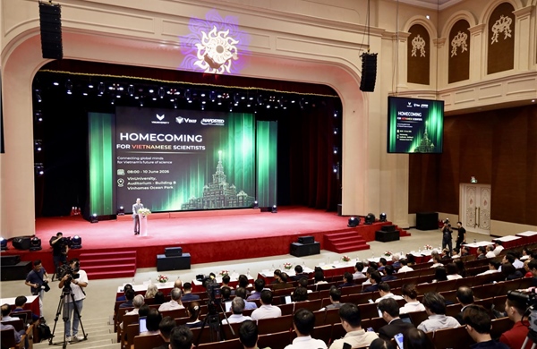 Bộ trưởng Bộ Giáo dục và Đào tạo nêu những trăn trở hiện nay
