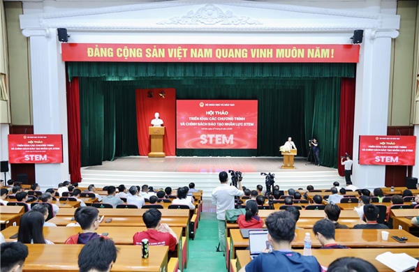 Chìa khóa phát triển công nghệ cao và công nghệ chiến lược
