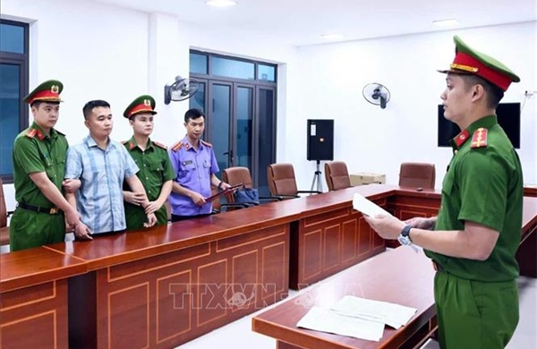 Những nghi vấn có sự bất thường trong coi thi tại điểm thi THPT Chuyên Tuyên Quang
