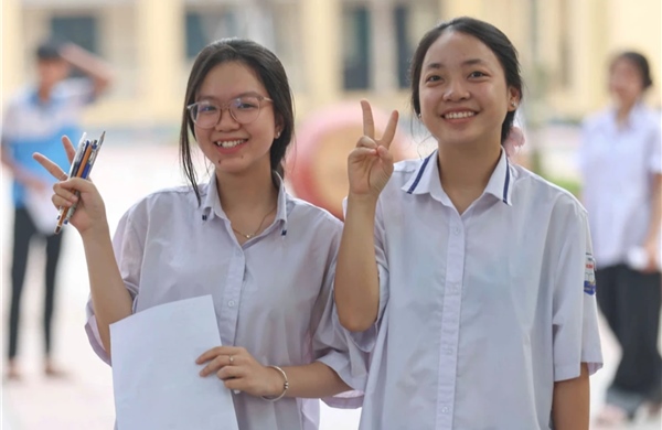 Không còn mưa điểm giỏi, dự đoán điểm chuẩn trường top đầu giảm từ 1 đến 3 điểm 