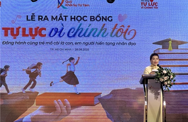 Ra mắt học bổng &#39;Tự lực vì chính tôi&#39; 