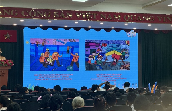 TP Hồ Chí Minh: Trao giải cuộc thi vẽ &#39;Thiếu nhi Thành phố Hồ Chí Minh với Bác Tôn&#39; 