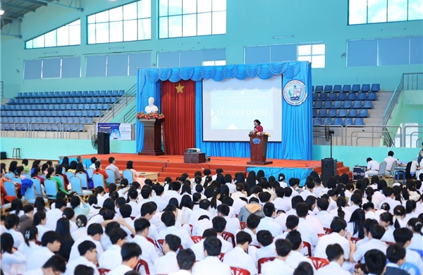 TP Hồ Chí Minh: Các trường chuyên tiếp tục dẫn đầu kỳ thi học sinh giỏi lớp 12