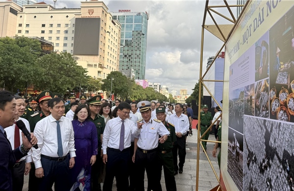 TP Hồ Chí Minh: Lan tỏa khát vọng vươn mình từ những khuôn hình lịch sử