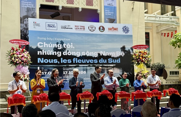 Dòng sông 'kể chuyện' lịch sử và tương lai Nam Bộ