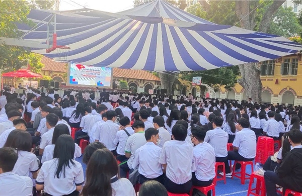 TP Hồ Chí Minh đẩy mạnh ứng dụng công nghệ và STEM song ngữ trong trường phổ thông