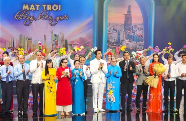 Việt Nam - Cuba thắt chặt tình hữu nghị qua &#39;ánh sáng tri thức&#39;