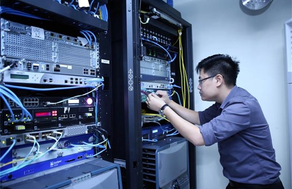 Nâng tầm hạ tầng số, mở đường cho kỷ nguyên phát triển mới