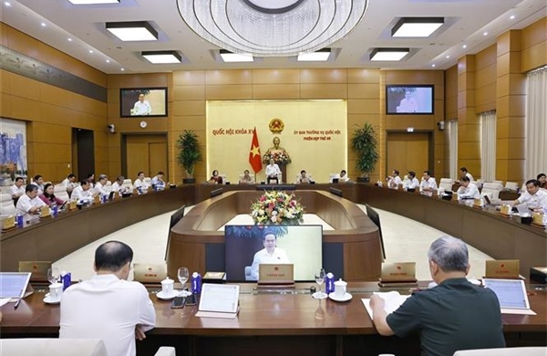 Tham nhũng, tiêu cực ở một số lĩnh vực còn diễn biến phức tạp