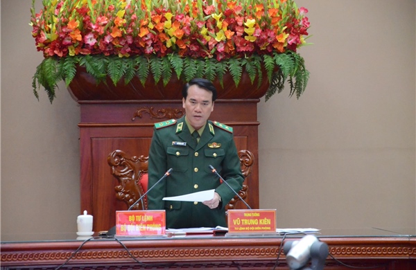 BĐBP tăng cường triển khai các biện pháp cấp bách giúp đỡ nhân dân khắc phục hậu quả mưa lũ