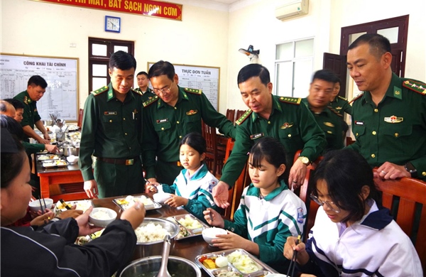 Gieo mầm xanh hạnh phúc nơi chân sóng