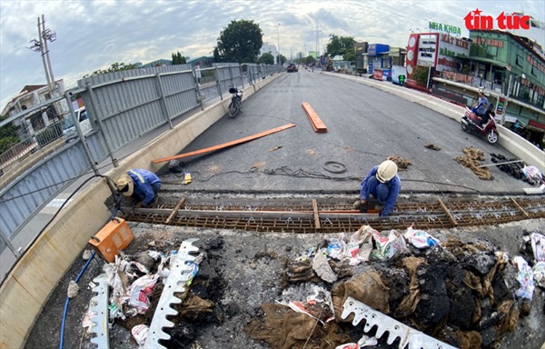 TP Hồ Chí Minh: Gấp rút hoàn thành nhánh 2 cầu Bưng trước ngày thông xe