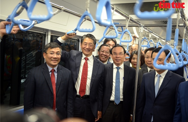 TP Hồ Chí Minh: Chính thức vận hành thương mại tuyến metro Bến Thành - Suối Tiên