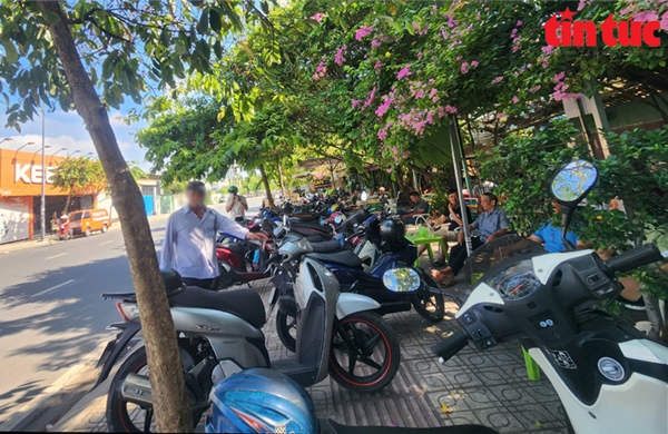 TP Hồ Chí Minh chấn chỉnh tình trạng lấn chiếm lòng đường, vỉa hè