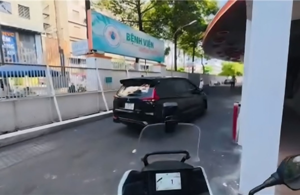 CSGT TP Hồ Chí Minh kịp thời hỗ trợ sản phụ đi sinh, bảo đảm an toàn